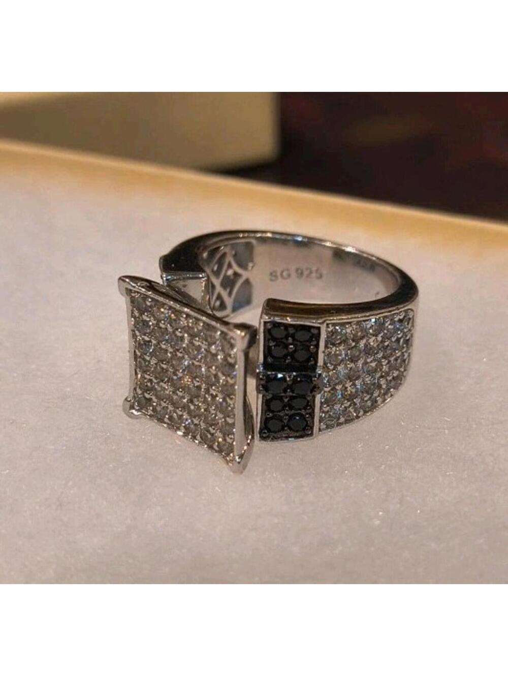 SG Statement 925 Sterling Silver ring size 7 Black and White CZ Stone Heavy